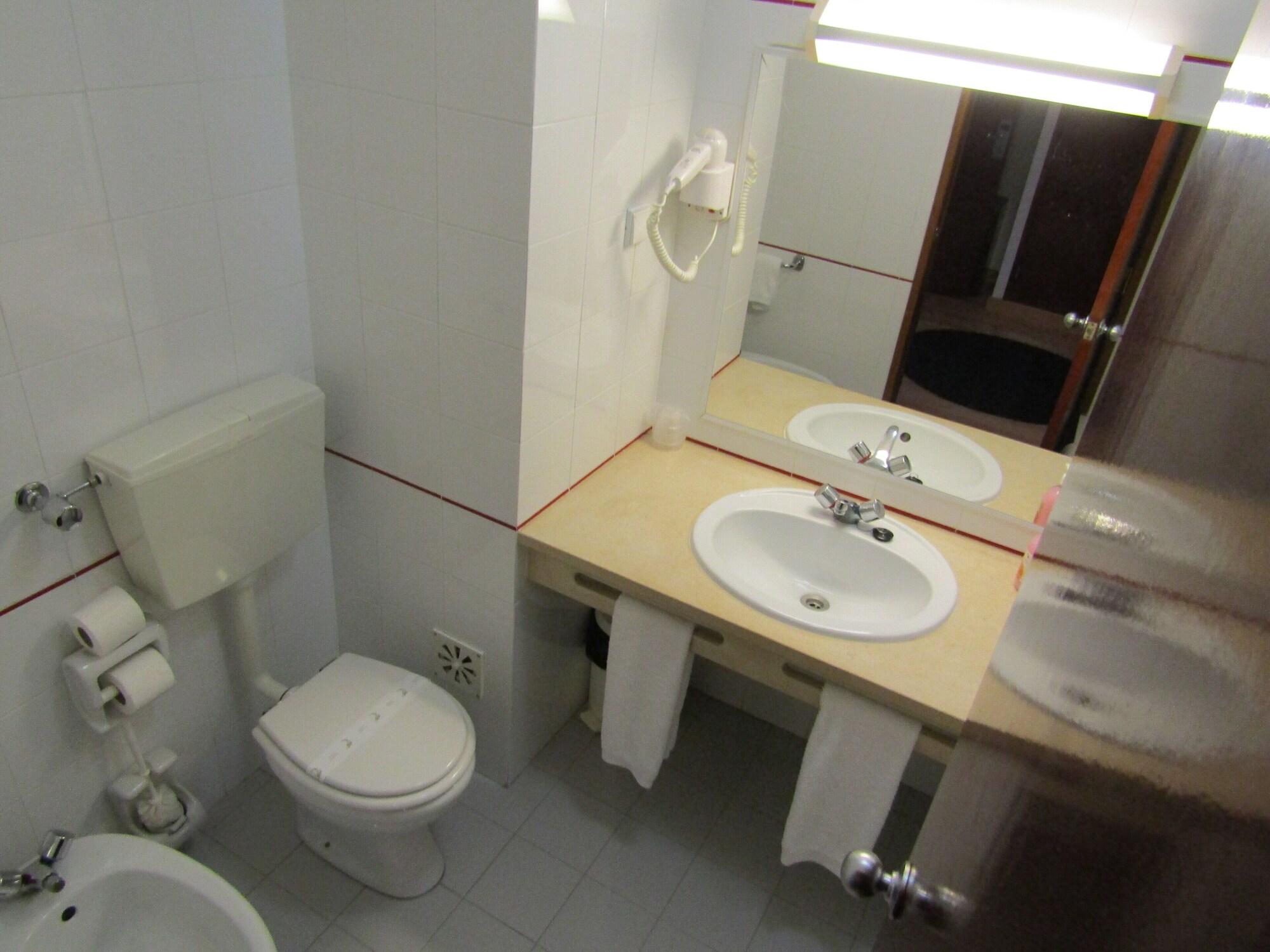 Hotel Caldas Internacional กัลดัส ดา ไฮน์ญา ภายนอก รูปภาพ