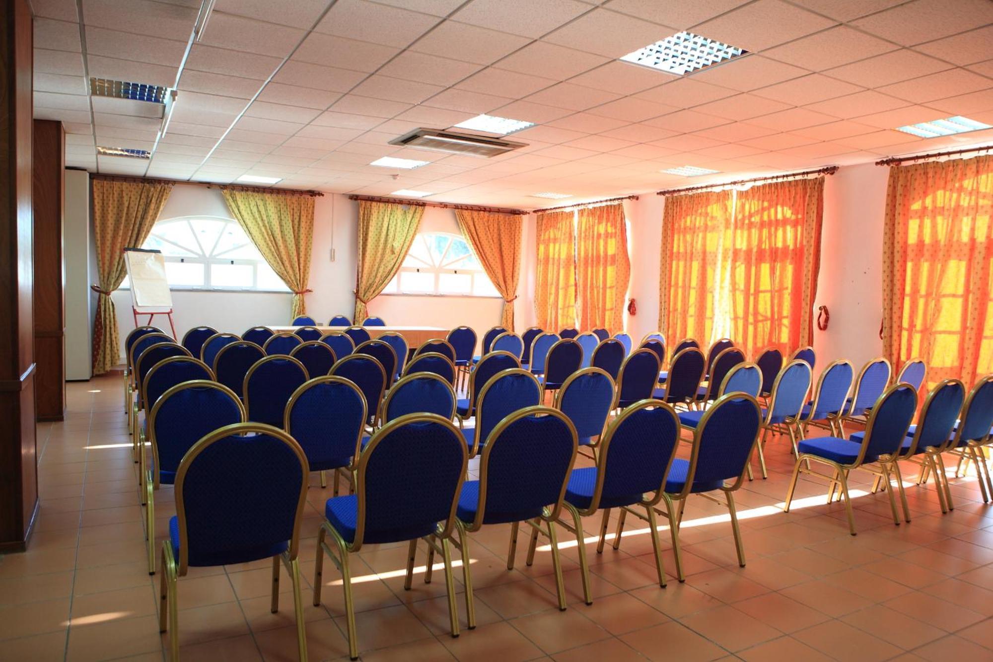 Hotel Caldas Internacional กัลดัส ดา ไฮน์ญา ภายนอก รูปภาพ