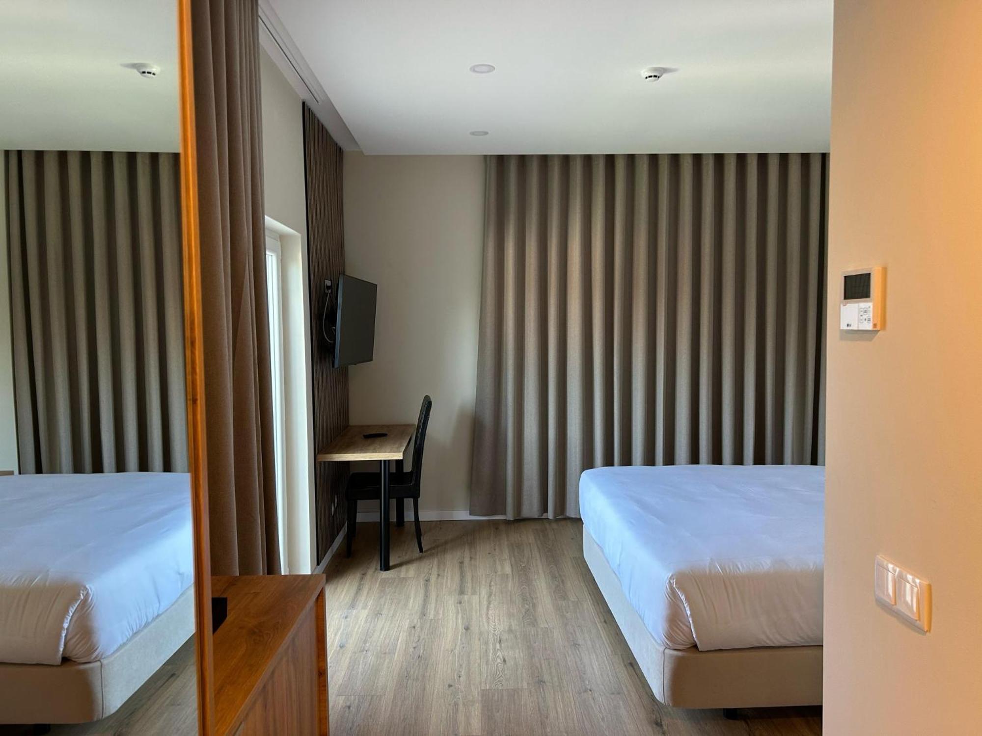 Hotel Caldas Internacional กัลดัส ดา ไฮน์ญา ภายนอก รูปภาพ