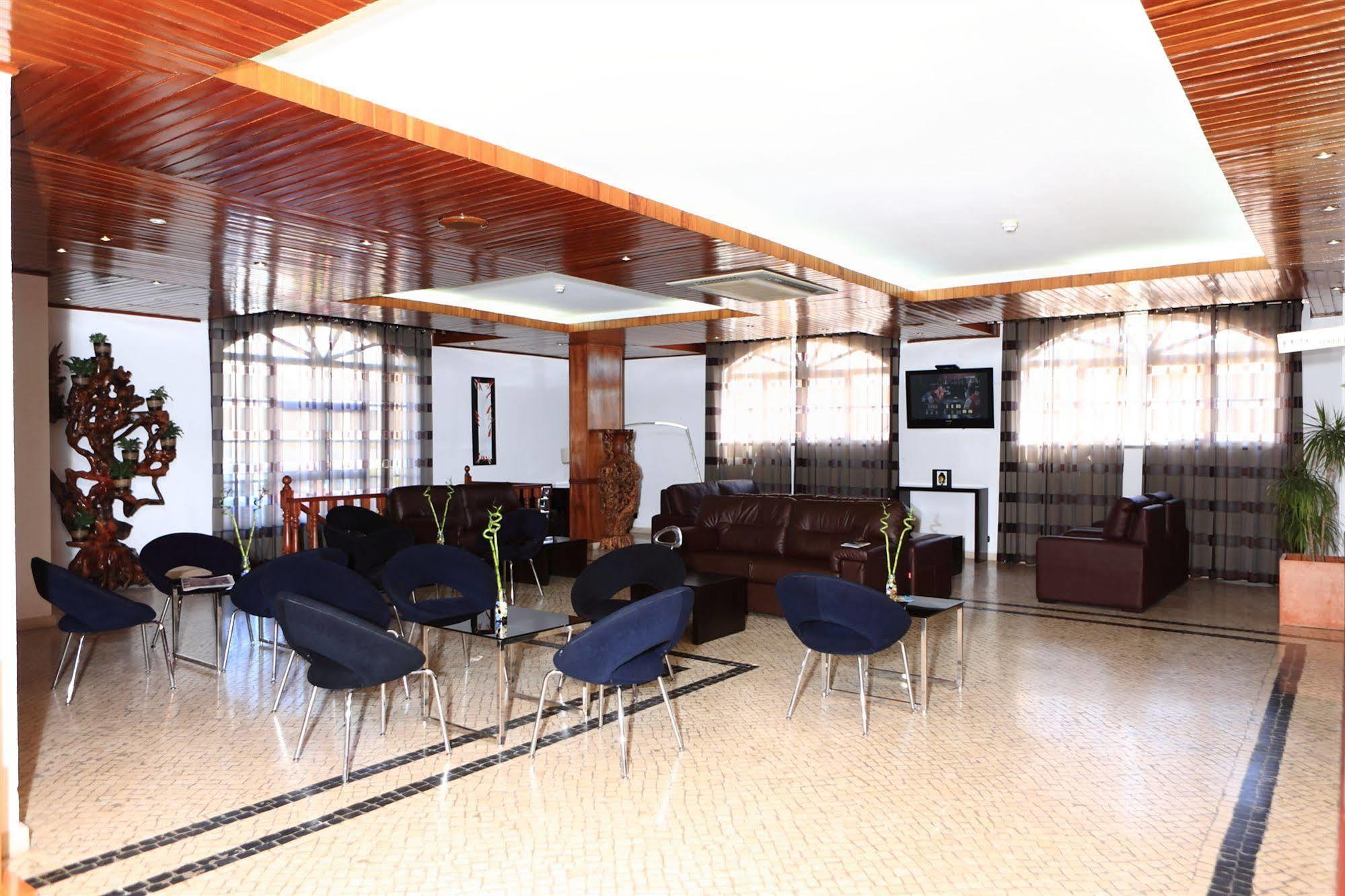 Hotel Caldas Internacional กัลดัส ดา ไฮน์ญา ภายนอก รูปภาพ