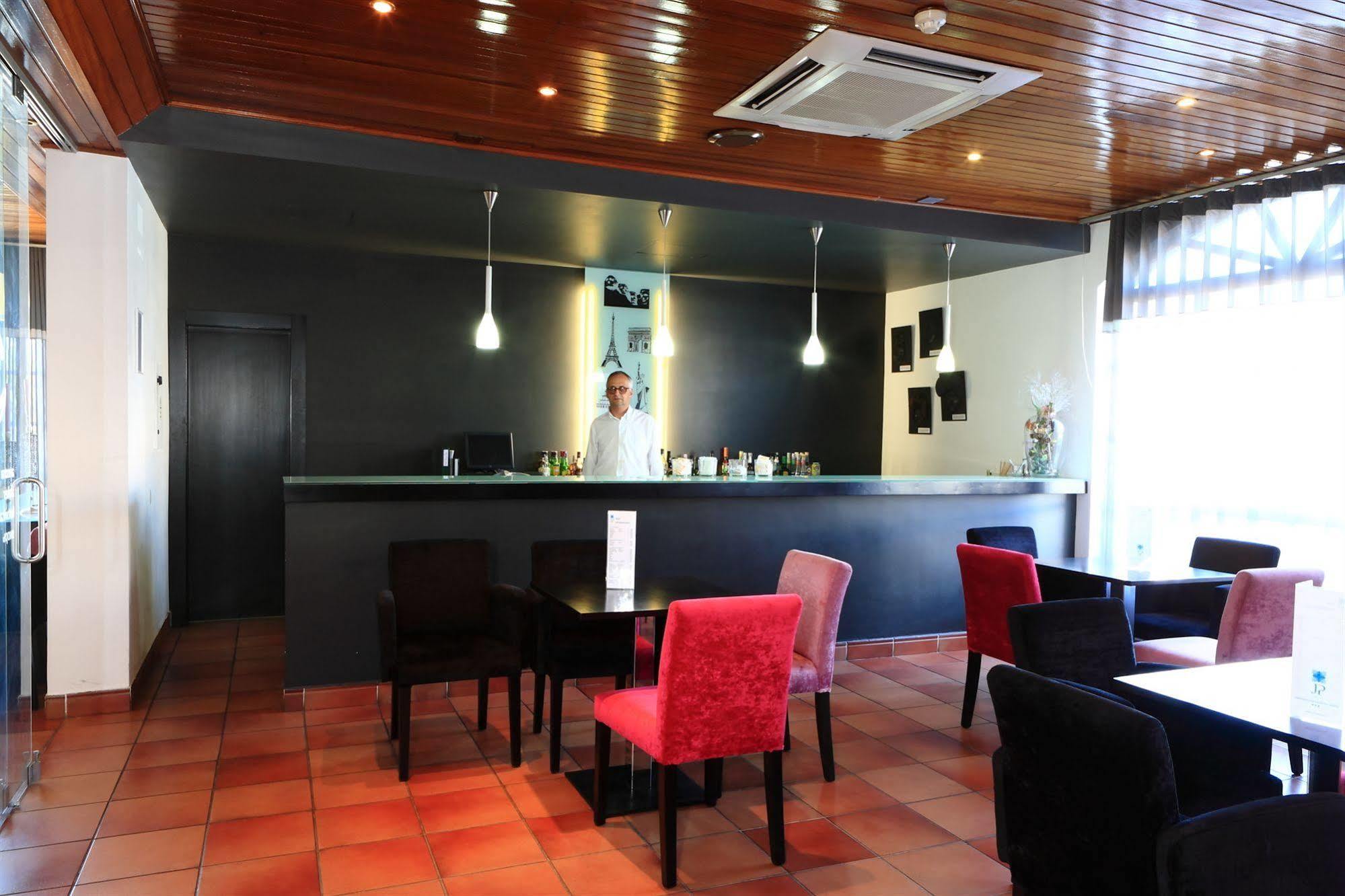 Hotel Caldas Internacional กัลดัส ดา ไฮน์ญา ภายนอก รูปภาพ